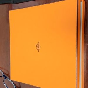 Hermes Carrie Twill scarf